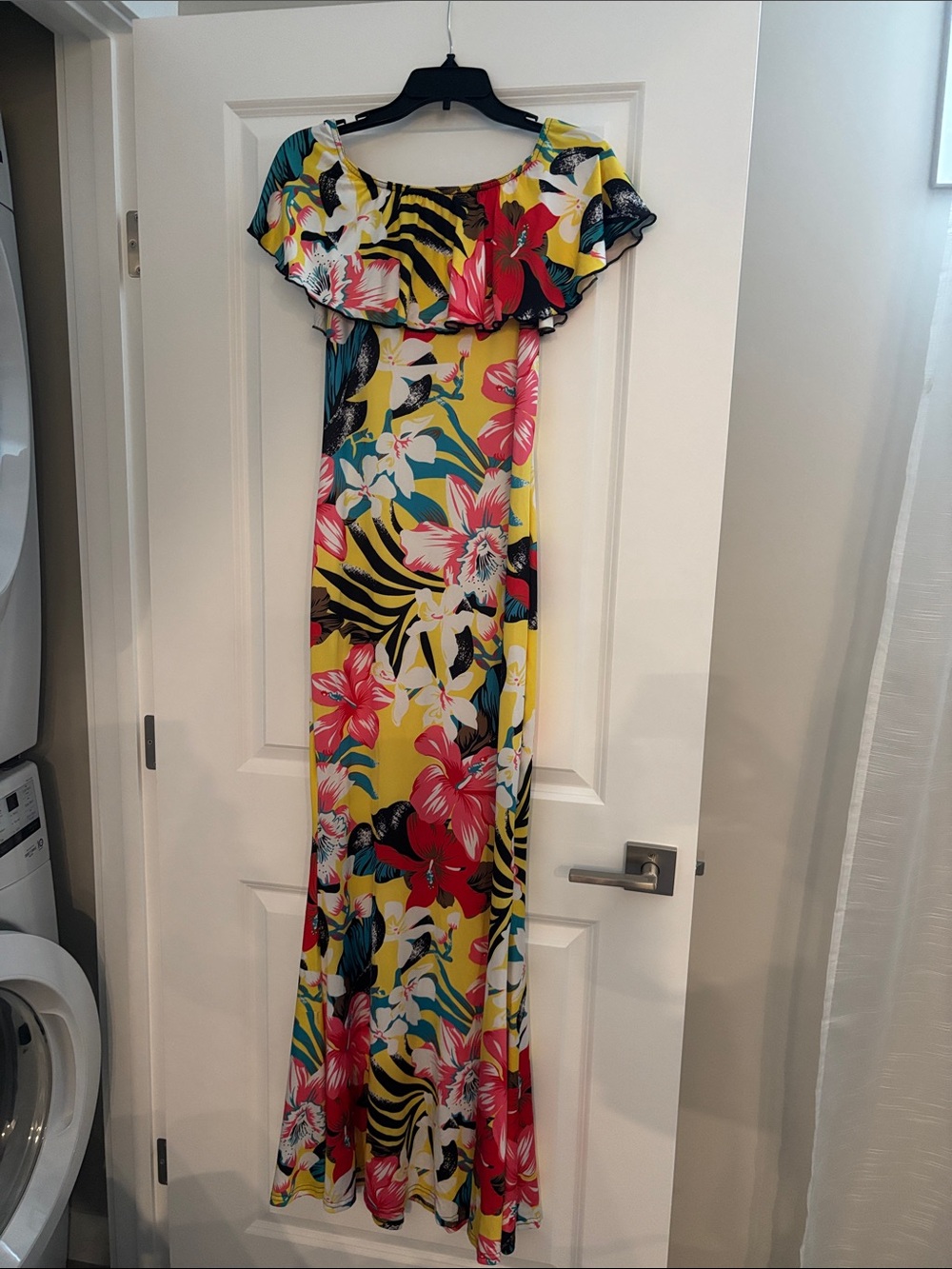 Source Unknown Yellow Tropical Floral Off-Shoulder Maxi Dress